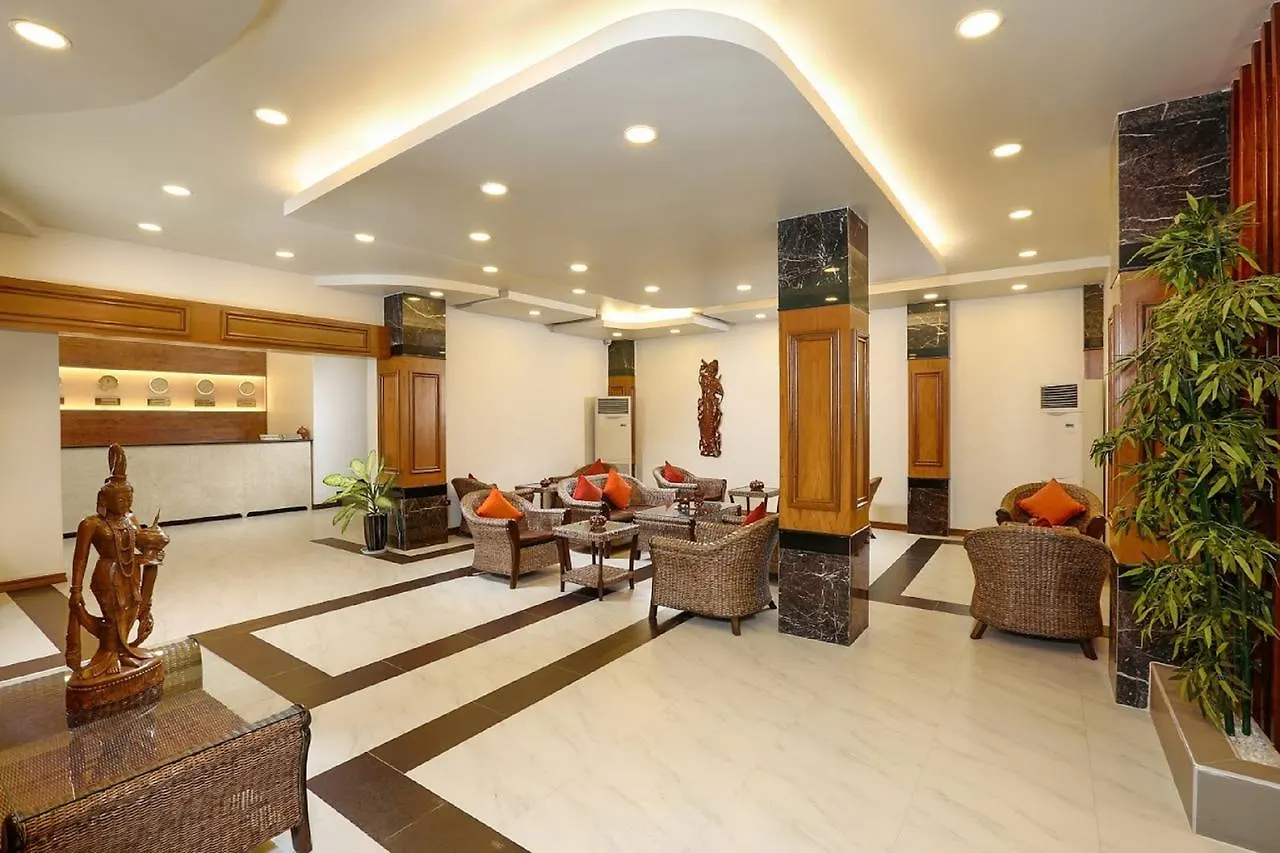 Hotel Corolla Yangon 3*,